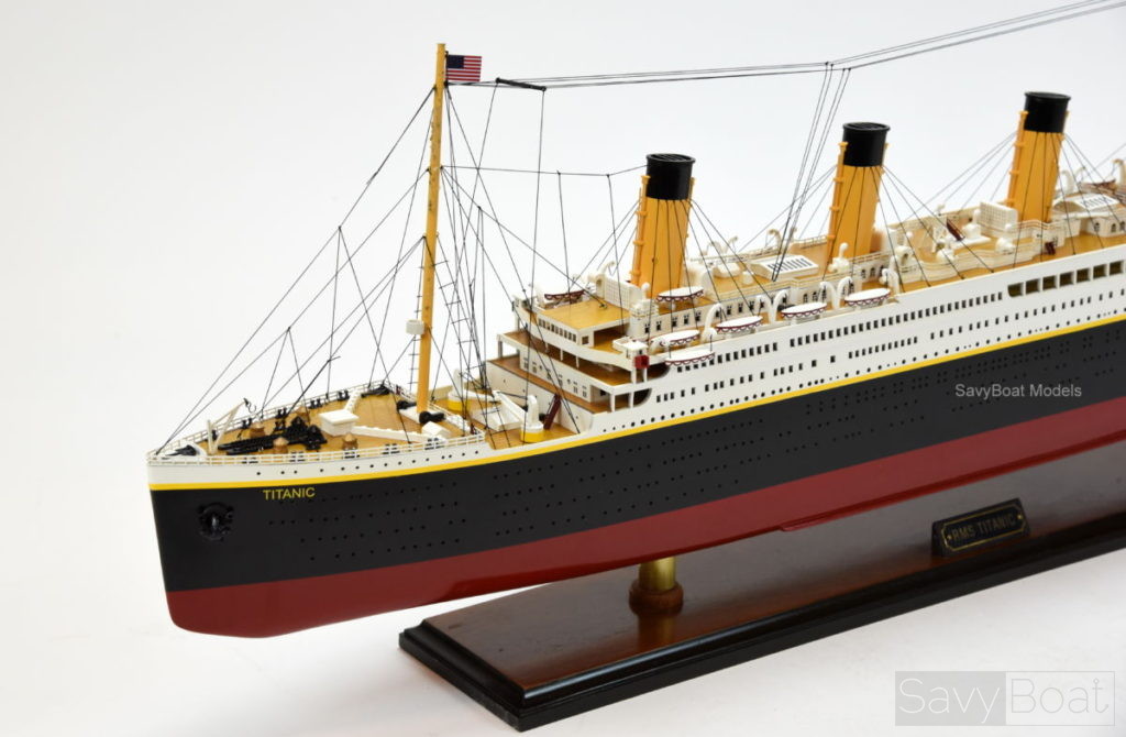 RMS Titanic ship model White Star Line Ocean Liner | SavyBoat