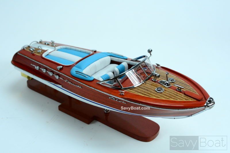 riva-aquarama-handmade-wooden-classic-model-boat – SavyBoat