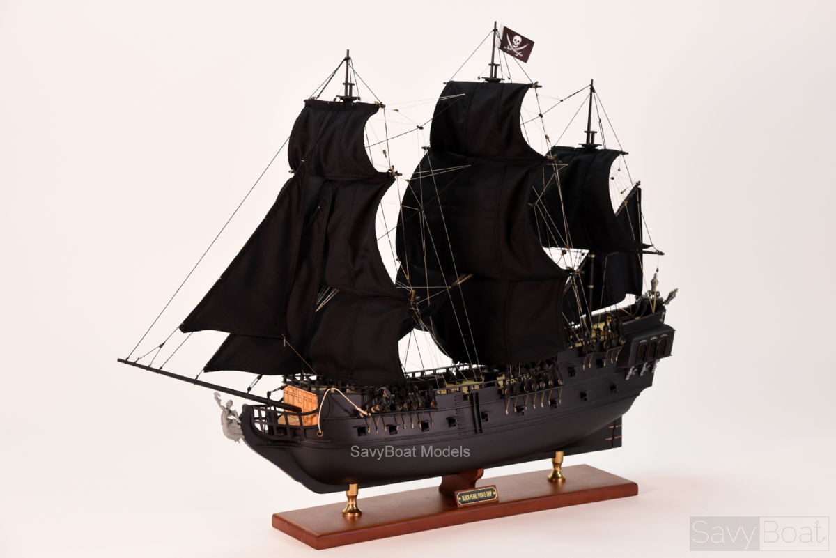 Black Pearl Pirate Ship – SavyBoat