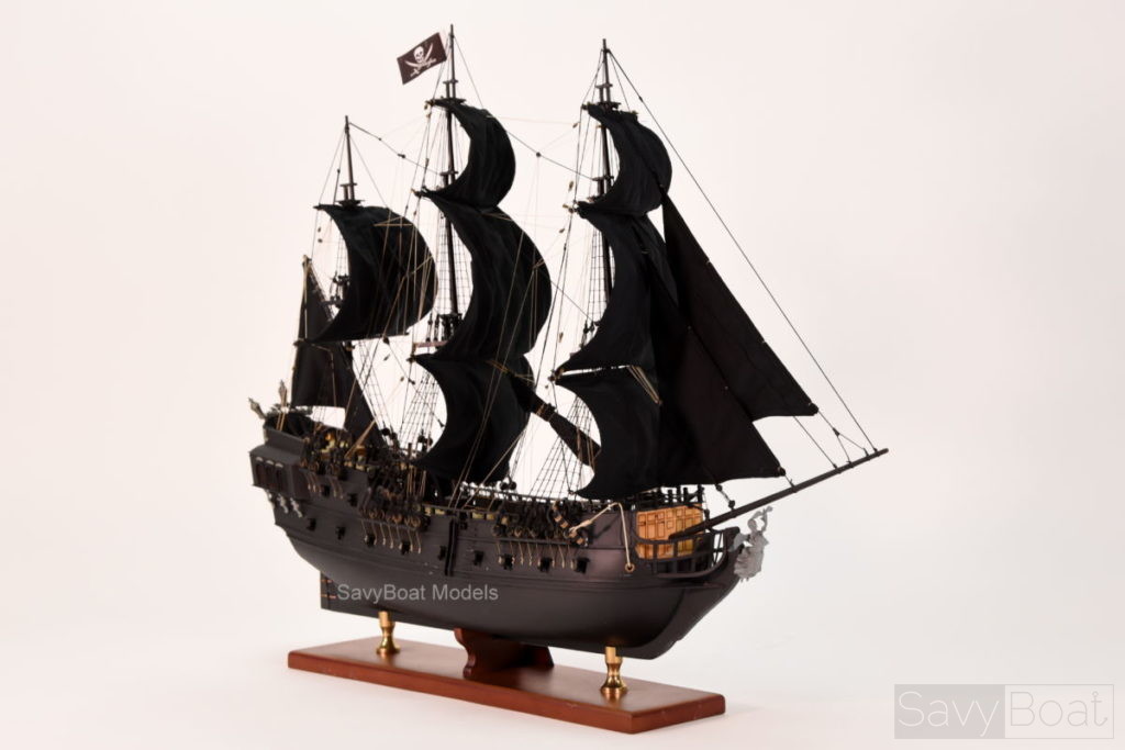 Black Pearl Pirate Ship – SavyBoat