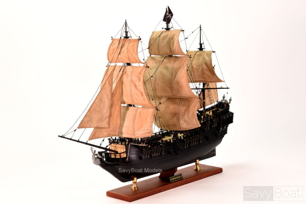 Black Pearl Pirate Ship – SavyBoat