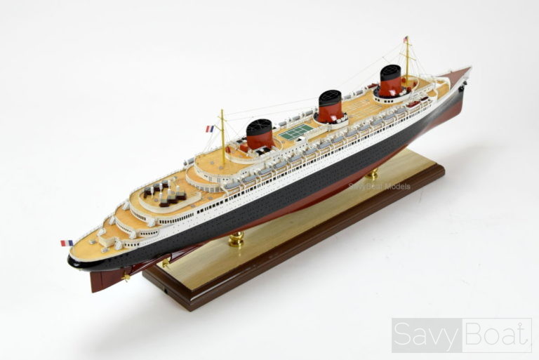 SS Normandie – SavyBoat